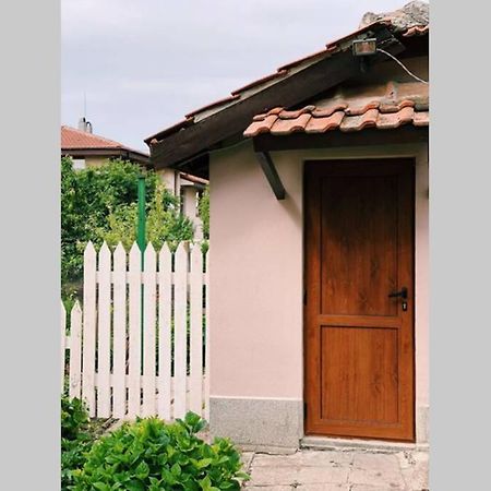Cute Little House With A White Picket Fence Villa Burgas Stad Buitenkant foto